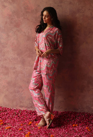 Begum Pret-Maiyra Pink Kaftan Set-INDIASPOPUP.COM
