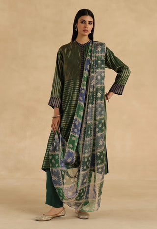 Green aalam kurta set