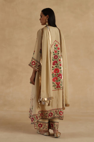 Beige bagh silk kurta set