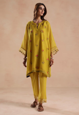Yellow raina kurta set