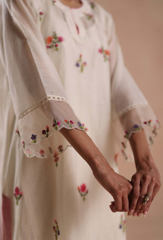 Ivory raina kurta set