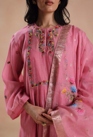 Pink jheel kurta set