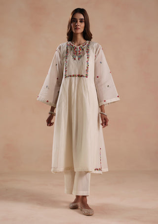 Ivory jheel kurta set