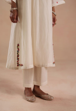 Ivory jheel kurta set