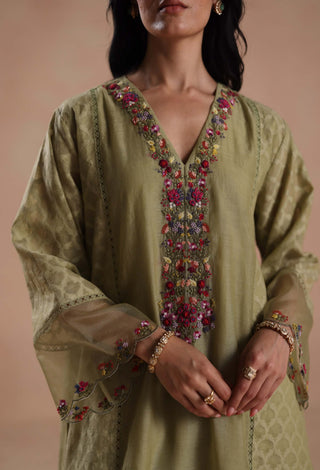 Green rua kurta set