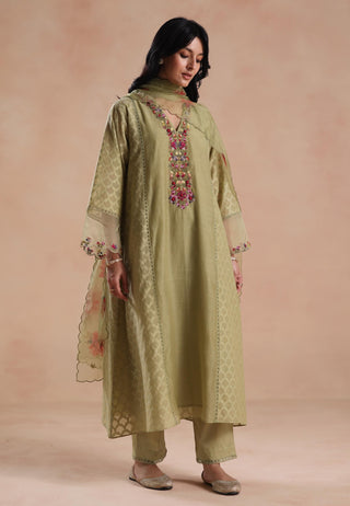 Green rua kurta set