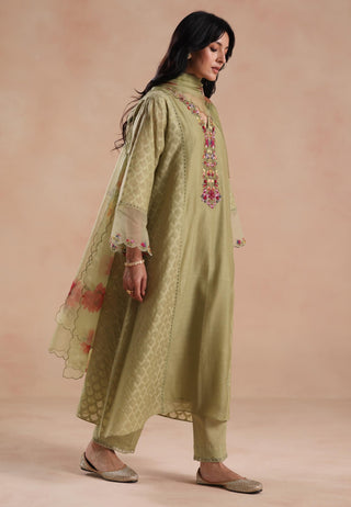 Green rua kurta set