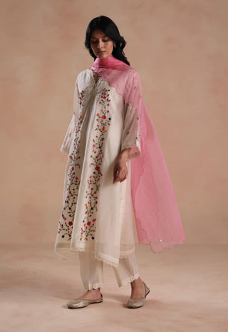 Ivory evara kurta set