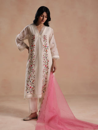 Ivory evara kurta set