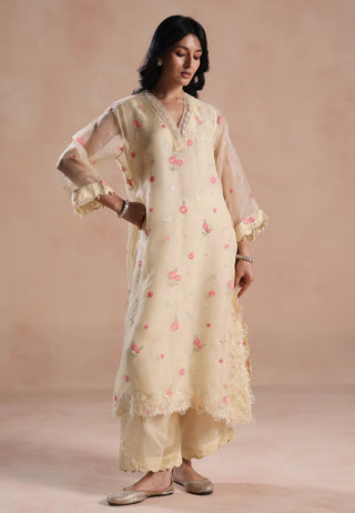 Ivory sarina kurta set