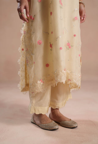 Ivory sarina kurta set