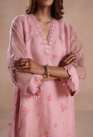 Pink sarina kurta set