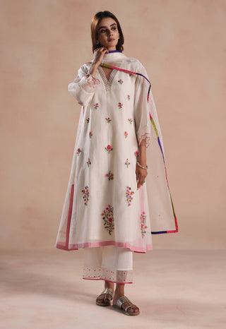 Ivory zeya kurta set