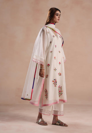 Ivory zeya kurta set