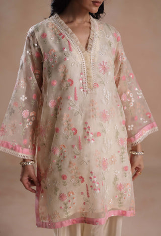 Ivory eraya kurta set