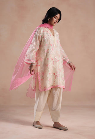 Ivory eraya kurta set
