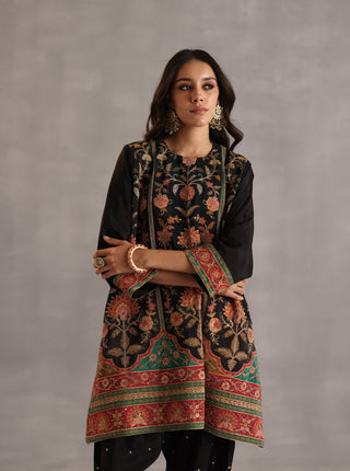 Yaman black kurta and salwar