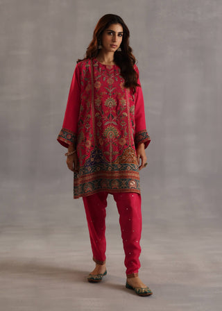 Yaman magenta kurta and salwar