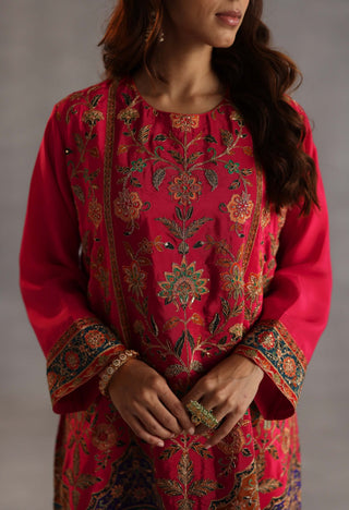 Yaman magenta kurta and salwar