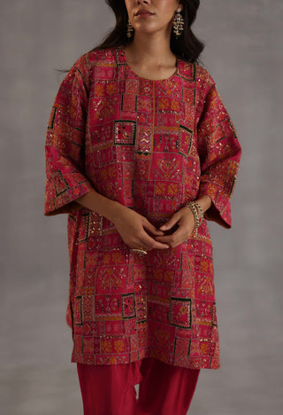Raag magenta kurta and salwar