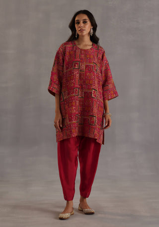 Raag magenta kurta and salwar