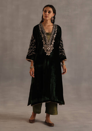 Minar bottle green kurta set