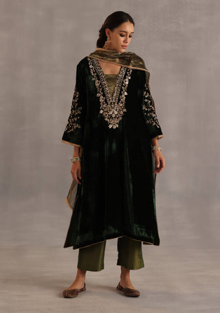 Minar bottle green kurta set