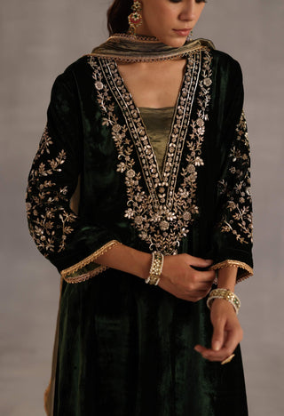 Minar bottle green kurta set