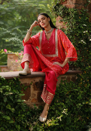 Faris Peach Phiran And Pants by Begum Pret available on Indiaspopup.com