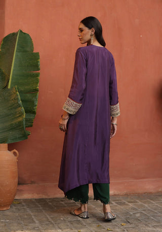 Kaleera Purple Kurta Set by Begum Pret available on Indiaspopup.com