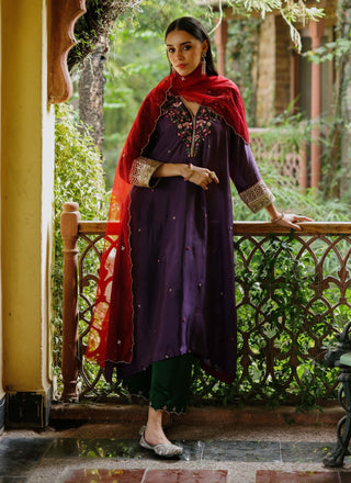 Kaleera Purple Kurta Set by Begum Pret available on Indiaspopup.com