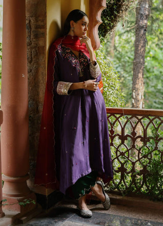 Kaleera Purple Kurta Set by Begum Pret available on Indiaspopup.com