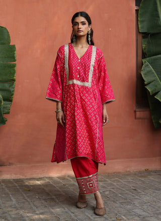 Faris Fuchsia Pink Phiran And Pants by Begum Pret available on Indiaspopup.com