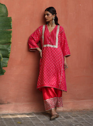 Faris Fuchsia Pink Phiran And Pants by Begum Pret available on Indiaspopup.com