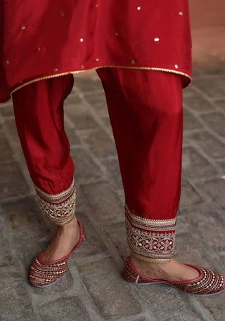 Nazira Red Kurta Set by Begum Pret available on Indiaspopup.com