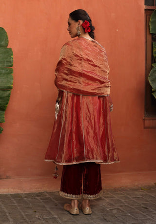 Raya Burnt Orange Kurta Set by Begum Pret available on Indiaspopup.com