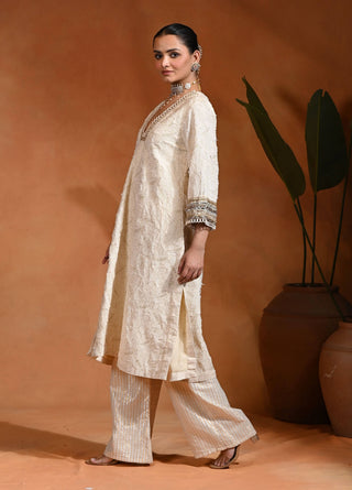 Ivory Shubhra kurta and pants