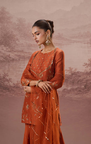 Rust mahira sharara set