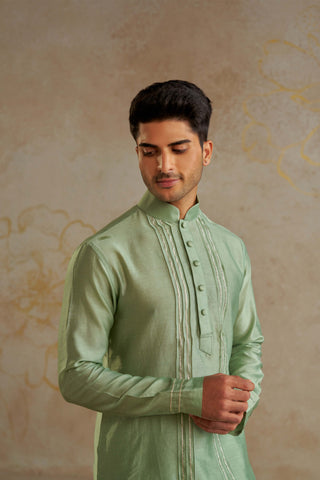 Jade Chanderi Kurta And Pants by Chhavvi Aggarwal Men available on Indiaspopup.com