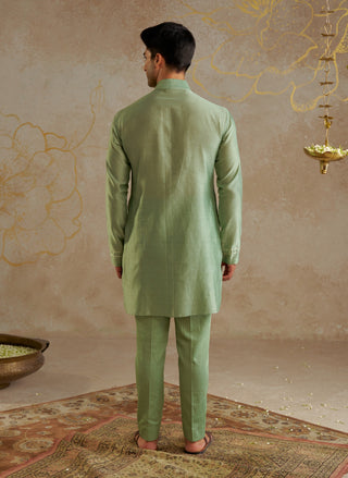 Jade Chanderi Kurta And Pants by Chhavvi Aggarwal Men available on Indiaspopup.com