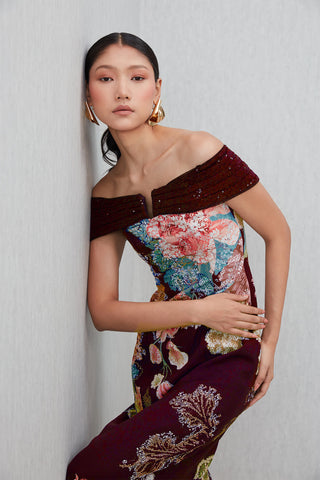 Glen wine gown