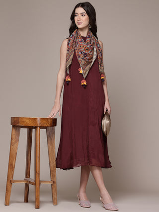 Wine solid sleeveless dress with scarf