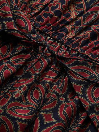 Black geometric print full sleeve kurti and pants