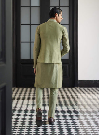 Faris Sage Green Kurta And Pants by Charu & Vasundhara Men available on Indiaspopup