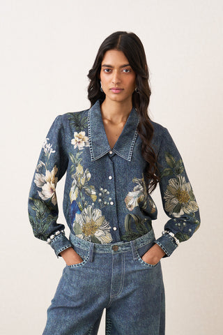 Abby indigo blue top with jeans