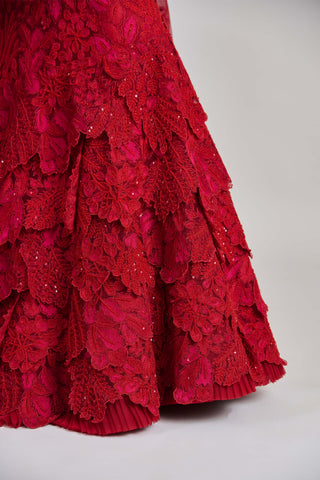 Joise red fishcut layered skirt and corset set