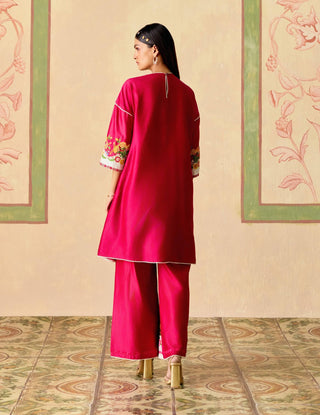 Fuchsia and ivory panelled short kurta and pants