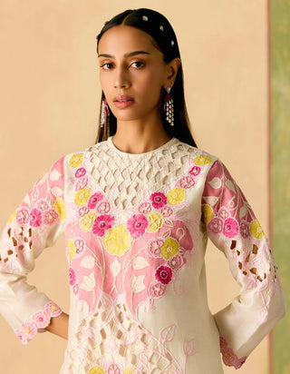Ivory and pink chanderi appliqué kurta set