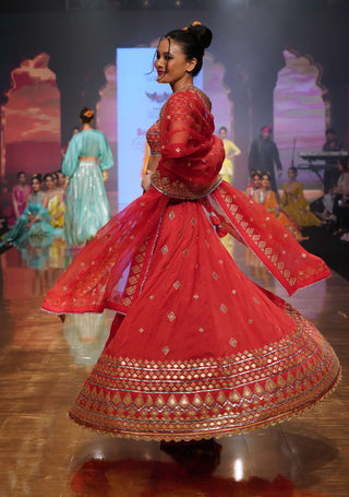 Gopi Vaid-Ruhi Red Embellished Lehenga Set-INDIASPOPUP.COM