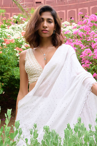 Anitya Ivory Sari And Blouse by Chamee And Palak, available on Indiaspopup.com